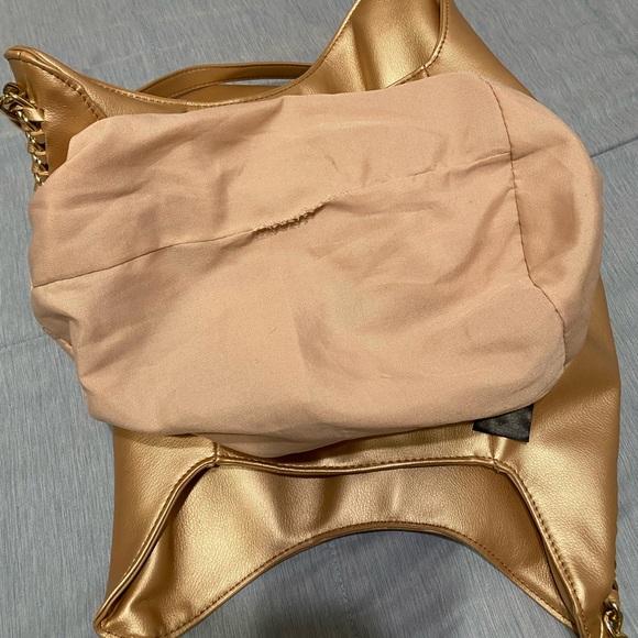 bebe Los Angeles purse - Picture 12 of 16